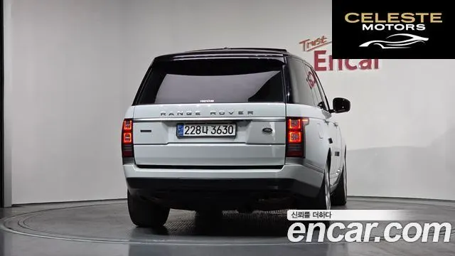 LAND ROVER Range Rover 44.4 SDV8 AB 2016 — photo 4 sur 20