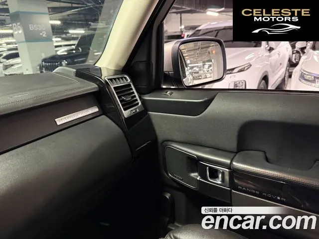 LAND ROVER Range Rover 4.4 TDV8 Vogue 2012 — photo 14 sur 25