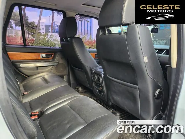 LAND ROVER Range Rover Sport 3.0 TDV6 2011 — photo 13 sur 26
