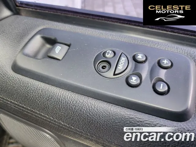 LAND ROVER Range Rover Sport 3.0 TDV6 2011 — photo 14 sur 26