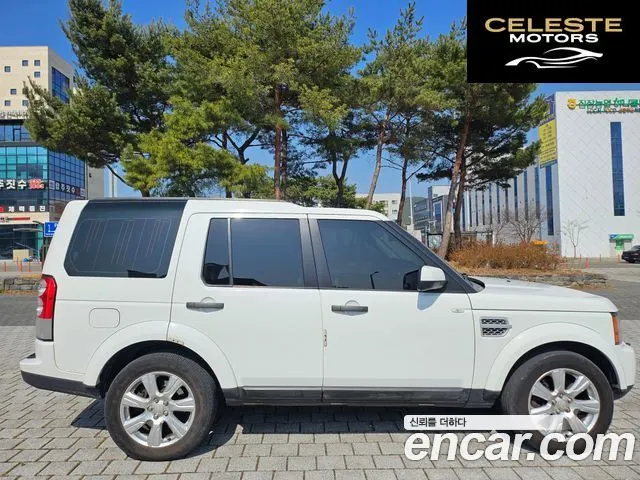 LAND ROVER Discovery 4 3.0 SDV6 SE 2013 — photo 4 sur 26