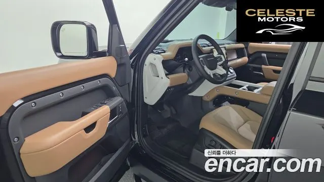 LAND ROVER Defender (L663) 110 P300 X-Dynamic SE 2025 — photo 11 sur 20