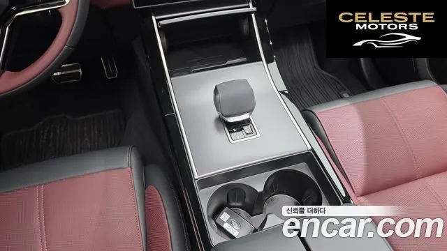 LAND ROVER Range Rover Velar 3.0 P400 Dynamic HSE 2025 — photo 18 sur 20