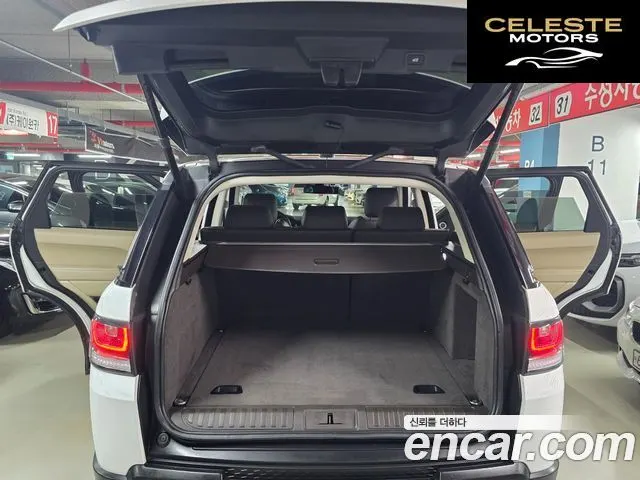 LAND ROVER Range Rover Sport 23.0 SDV6 HSE Dynamic 2016 — photo 12 sur 26