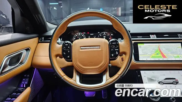 LAND ROVER Range Rover Velar 3.0 D300 R-Dynamic HSE 2018 — photo 13 sur 20