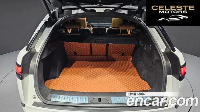 LAND ROVER Range Rover Velar 3.0 D300 R-Dynamic HSE 2018 — photo 20 sur 20
