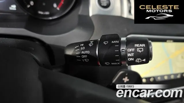LAND ROVER Range Rover Evoque 2.0 TD4 SE 2017 — photo 17 sur 20