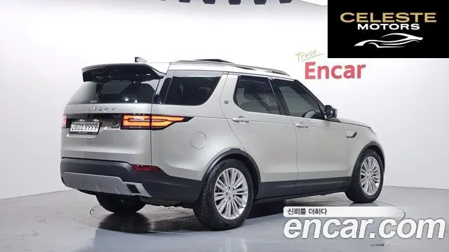 LAND ROVER Discovery 5 3.0 TD6 HSE Luxury 2017 — photo 2 sur 20