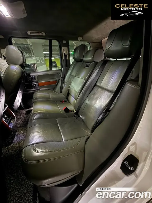 LAND ROVER Range Rover V8 5.0 Supercharged 2011 — photo 12 sur 18