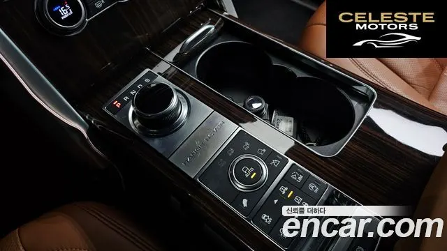 LAND ROVER Range Rover 44.4 SDV8 AB 2017 — photo 9 sur 26