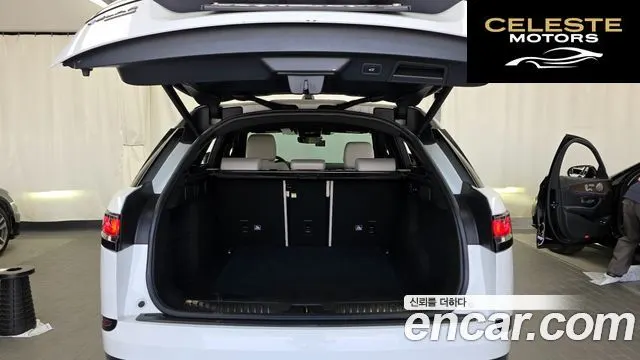 LAND ROVER Range Rover Velar 3.0 D300 R-Dynamic SE 2018 — photo 20 sur 20