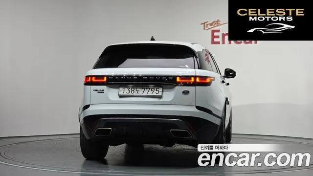 LAND ROVER Range Rover Velar 3.0 D300 R-Dynamic SE 2018 — photo 4 sur 20