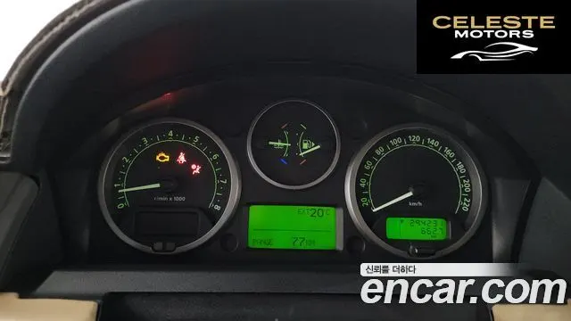LAND ROVER Discovery 3 4.0 V6 HSE 2005 — photo 8 sur 20