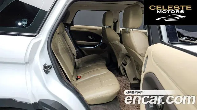 LAND ROVER Range Rover Evoque 2.0 TD4 SE 2016 — photo 11 sur 26