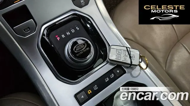 LAND ROVER Range Rover Evoque 2.0 TD4 SE 2016 — photo 9 sur 26