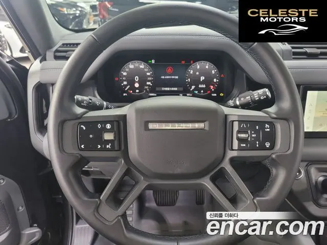 LAND ROVER Defender (L663) 110 P300 X-Dynamic SE 2024 — photo 4 sur 26