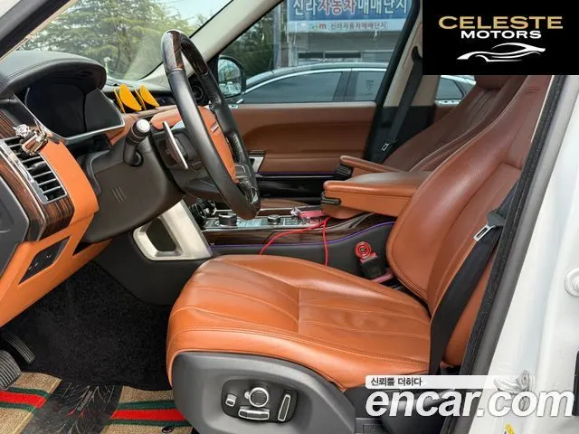 LAND ROVER Range Rover 44.4 SDV8 AB 2017 — photo 9 sur 20