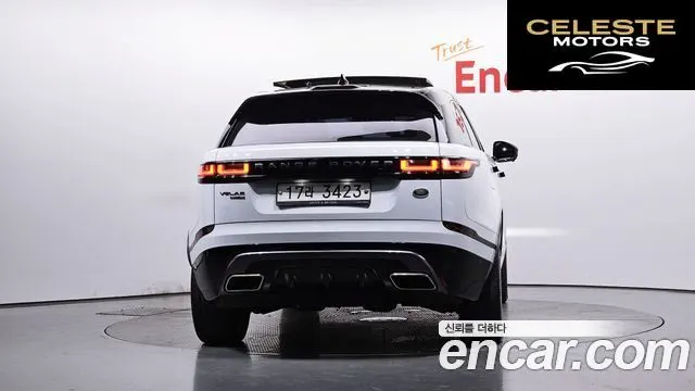 LAND ROVER Range Rover Velar 3.0 D300 R-Dynamic HSE 2018 — photo 4 sur 20
