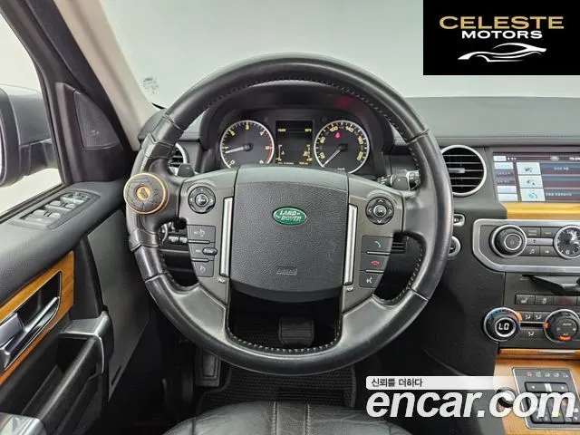 LAND ROVER Discovery 4 3.0 SDV6 SE 2012 — photo 13 sur 26