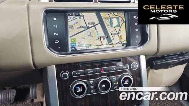 LAND ROVER Range Rover 44.4 SDV8 Vogue SE 2016 — photo 15 sur 20