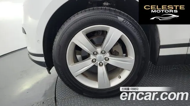 LAND ROVER Range Rover Velar 2.0 D240 S 2019 — photo 5 sur 20