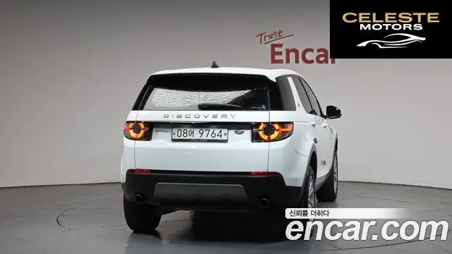 LAND ROVER Discovery Sport 2.0 TD4 SE (150) 2018 — photo 4 sur 32