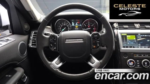LAND ROVER Discovery 5 2.0 SD4 SE 2019 — photo 13 sur 20