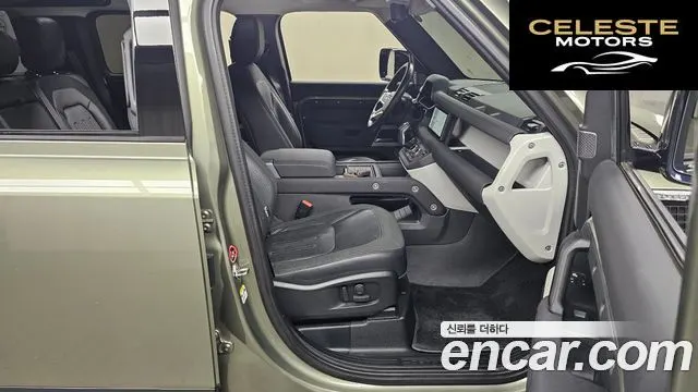 LAND ROVER Defender (L663) 110 D240 SE 2020 — photo 16 sur 31