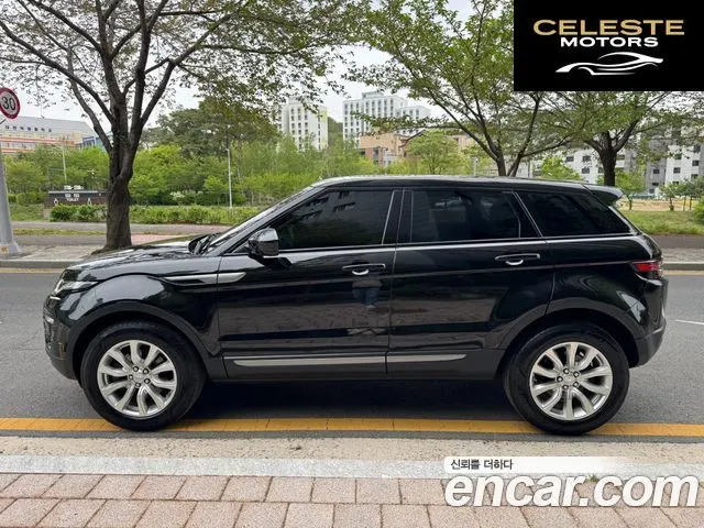 LAND ROVER Range Rover Evoque 2.0 TD4 SE 2018 — photo 4 sur 26