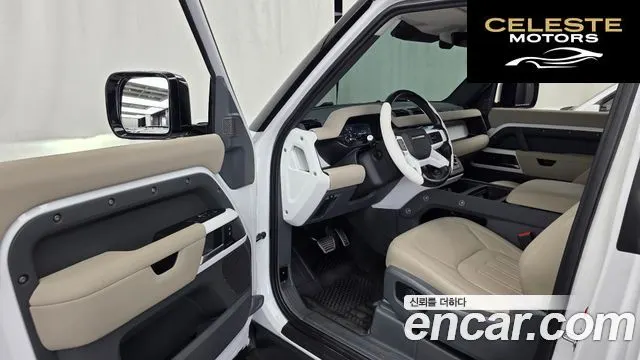 LAND ROVER Defender (L663) 90 D250 SE 2022 — photo 13 sur 35