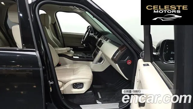 LAND ROVER Range Rover 44.4 SDV8 Vogue SE 2015 — photo 11 sur 20