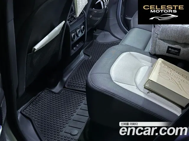 LAND ROVER Defender (L663) 110 D300 X-Dynamic HSE 2024 — photo 16 sur 24