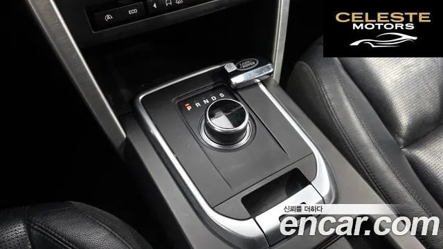 LAND ROVER Discovery Sport 2.0 TD4 SE 2017 — photo 11 sur 36
