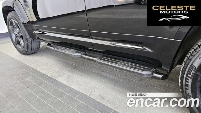 LAND ROVER Defender (L663) 110 P300 X-Dynamic SE 2023 — photo 28 sur 33