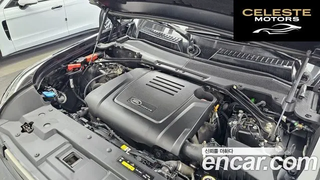 LAND ROVER Defender (L663) 110 P300 X-Dynamic SE 2023 — photo 6 sur 33