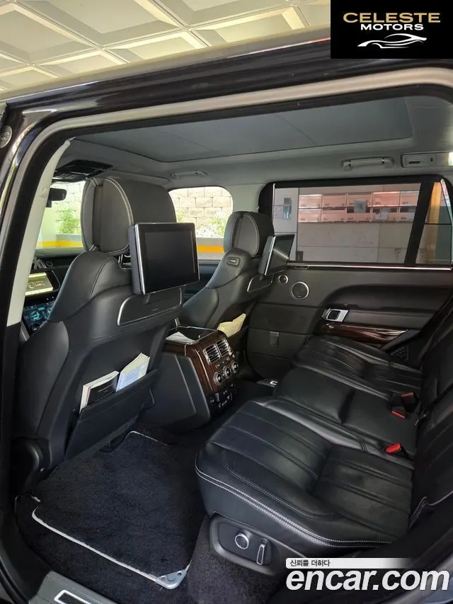 LAND ROVER Range Rover 44.4 SDV8 AB LWB 2017 — photo 12 sur 15