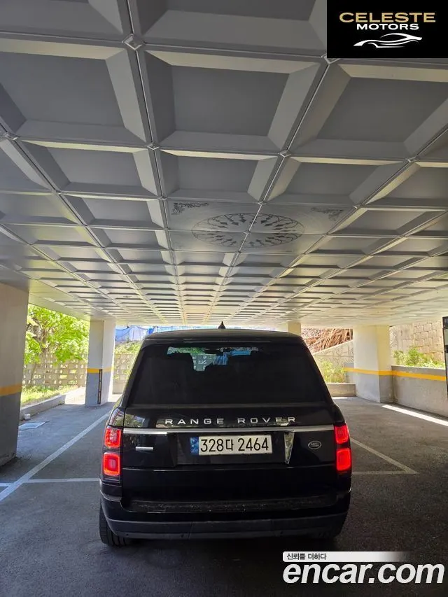 LAND ROVER Range Rover 44.4 SDV8 AB LWB 2017 — photo 9 sur 15
