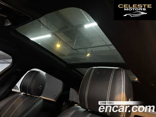 LAND ROVER Range Rover Velar 3.0 P380 R-Dynamic SE 2020 — photo 14 sur 25