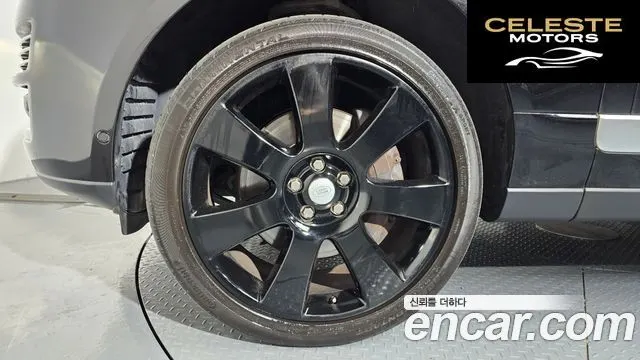 LAND ROVER Range Rover 44.4 SDV8 AB 2015 — photo 5 sur 20