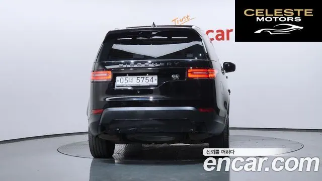LAND ROVER Discovery 5 3.0 TD6 HSE Luxury 2018 — photo 4 sur 20