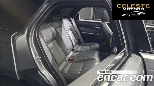LAND ROVER Range Rover Velar 3.0 D300 R-Dynamic SE 2019 — photo 16 sur 33