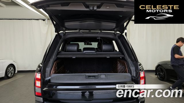 LAND ROVER Range Rover 44.4 SDV8 AB 2014 — photo 20 sur 26