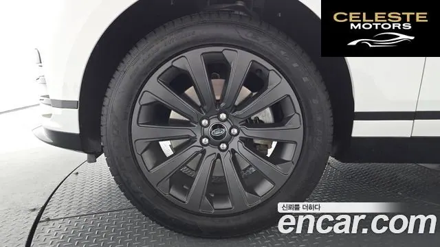 LAND ROVER Range Rover Velar 2.0 P250 R-Dynamic SE 2023 — photo 4 sur 41