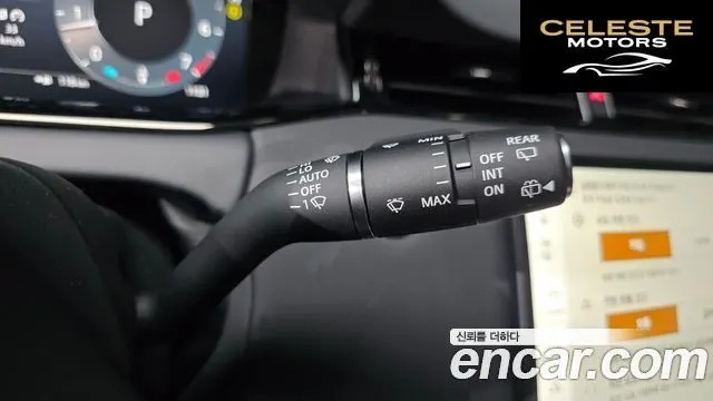 LAND ROVER Range Rover Evoque 2P250 Dynamic SE 2025 — photo 32 sur 32