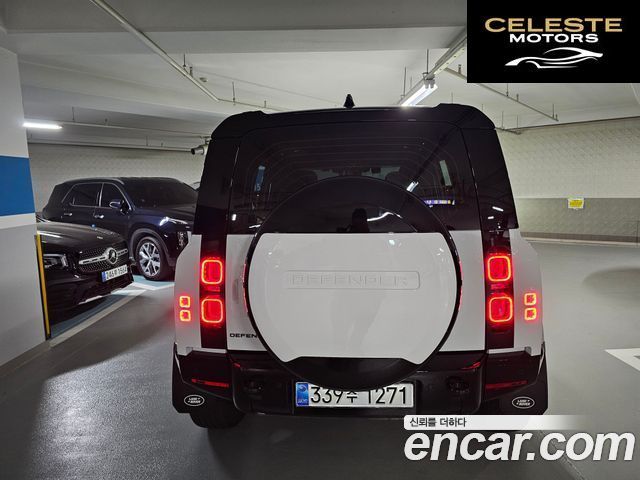 LAND ROVER Defender (L663) 110 D300 X-Dynamic HSE 2025 — photo 2 sur 20