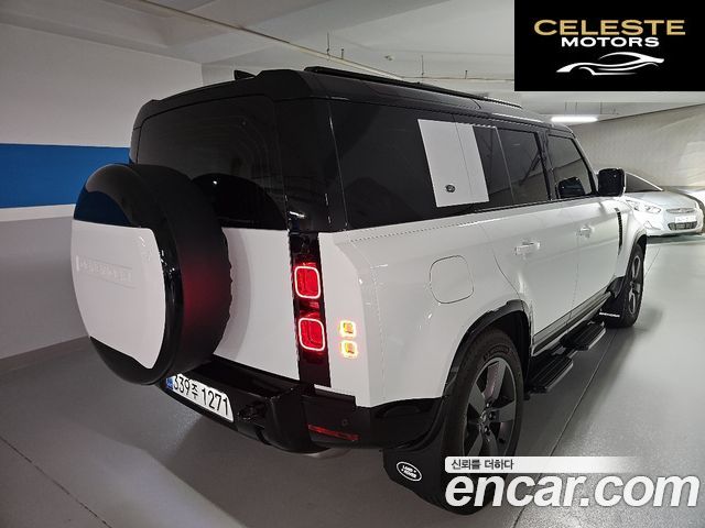 LAND ROVER Defender (L663) 110 D300 X-Dynamic HSE 2025 — photo 8 sur 20