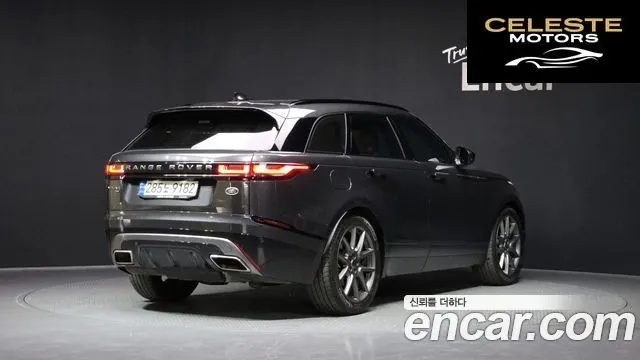 LAND ROVER Range Rover Velar 3.0 P400 R-Dynamic HSE 2022 — photo 2 sur 33