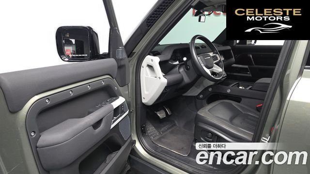 LAND ROVER Defender (L663) 110 D240 SE 2020 — photo 12 sur 33