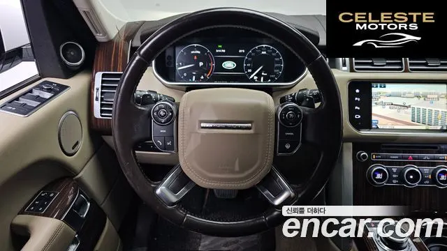 LAND ROVER Range Rover 44.4 SDV8 Vogue SE 2016 — photo 17 sur 36
