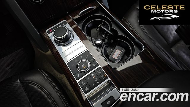 LAND ROVER Range Rover 44.4 SDV8 Vogue SE 2016 — photo 11 sur 36